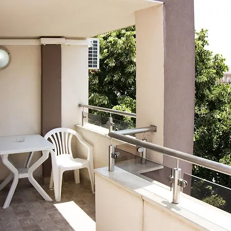 Ivatea Family Hotel 2*