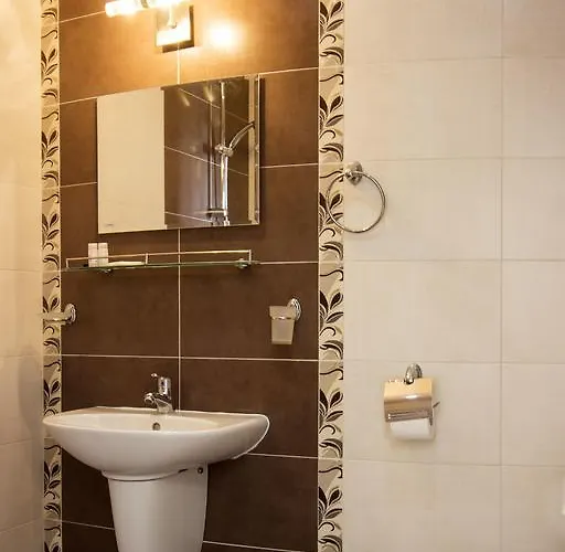 семеен иватеа Хотел