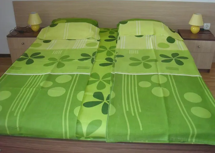 семеен иватеа Хотел