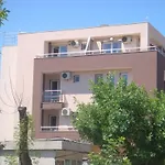 Ivatea Family Hotel 2*