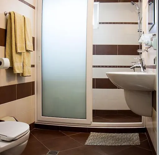 семеен иватеа 2*