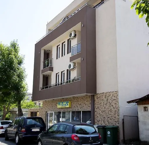 семеен иватеа