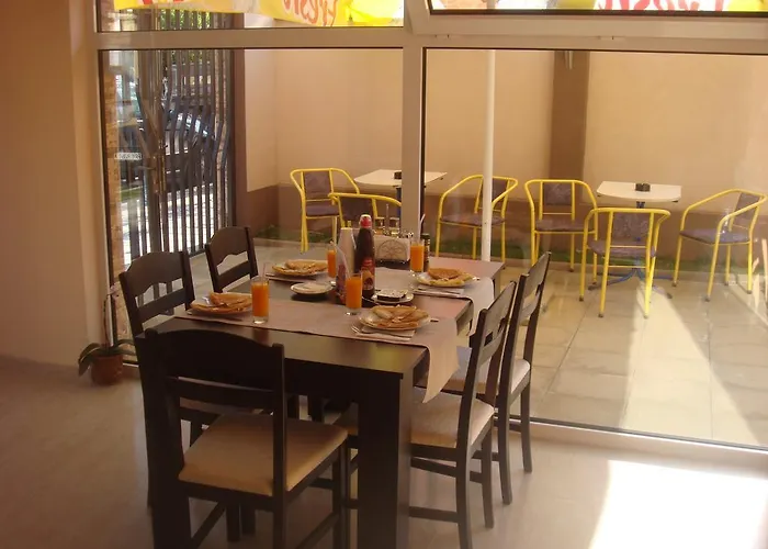 семеен иватеа 2* Равда